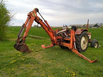Getrokken kraan, gedragen, landbouwkraan, laadkraan tractor beschikbaar voor biedingen
