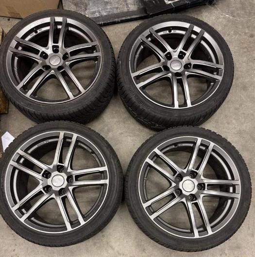 Dezent TZ graphite 8J x 18H2 LK 5x112 ET44, Auto diversen, Auto-accessoires, Zo goed als nieuw, Ophalen