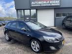 Opel Astra SPORTS TOURER 1.7 CDTi Cosmo AIRCO CRUISE, Auto's, 150 €/maand, 1686 cc, Zwart, Astra