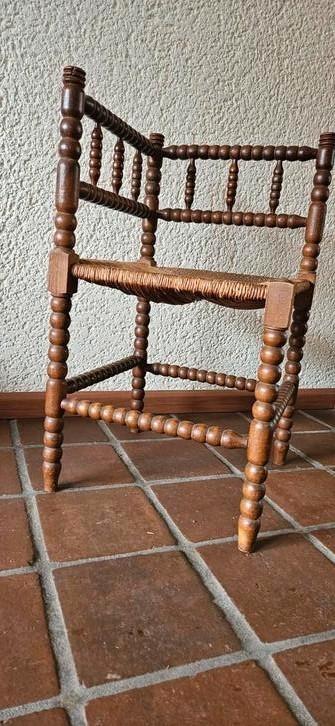 Hoekstoeltje, bobbin  beschikbaar voor biedingen
