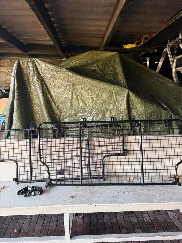Land Rover Defender Hondenrek, Auto diversen, Hondenrekken, Nieuw, Ophalen of Verzenden