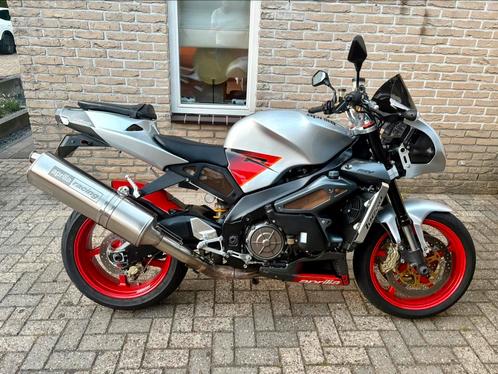 Mooie Tuono R 2006 (gen1)| nieuwe bandenset, nw kettingset!, Motoren, Motoren | Aprilia, Particulier, Toermotor, meer dan 35 kW