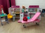 Barbie ziekenwagen en Barbie babydokter speelset, Zo goed als nieuw, Ophalen