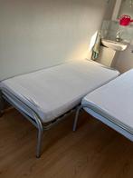 Twee metalen ledikanten met onderschuifbed, Huis en Inrichting, Gebruikt, 90 cm, Eenpersoons, Ophalen of Verzenden