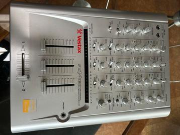 Mooie Vestax PCV 180 mixer beschikbaar voor biedingen