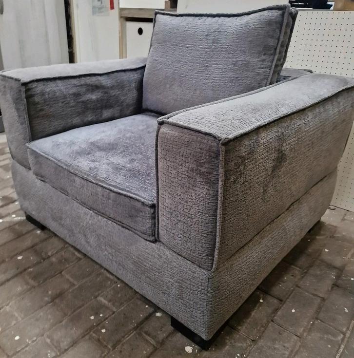Grijs/ zilverkleurige croco fauteuil relaxstoel, Huis en Inrichting, Fauteuils, Zo goed als nieuw, Ophalen