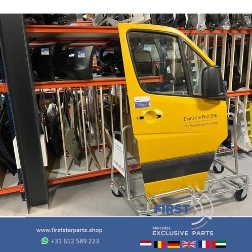 W906 SPRINTER DEUR RECHTS VOOR COMPLEET PORTIER RECHTSVOOR M, Auto-onderdelen, Carrosserie en Plaatwerk, Deur, Mercedes-Benz, Voor