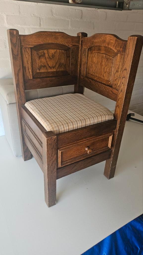 Houten Stoel met Opbergruimte, Antiek en Kunst, Antiek | Meubels | Stoelen en Banken, Ophalen