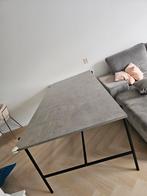 Ruime eettafel betonlook 2 meter, Huis en Inrichting, Tafels | Eettafels, 50 tot 100 cm, Ophalen of Verzenden, Zo goed als nieuw