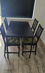 Eettafel met 4 stoelen en kussens, Ophalen, 100 tot 150 cm, 50 tot 100 cm, Zo goed als nieuw