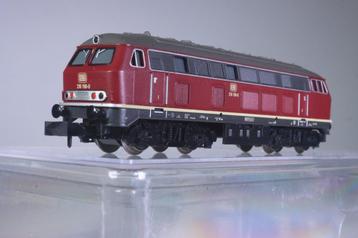 Diesellocomotief BR 216, oudrood/grijs, DB beschikbaar voor biedingen