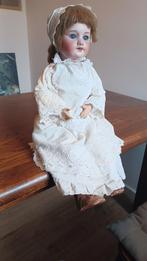 Antieke Pop met Porseleinen Hoofd, Verzamelen, Poppen, Ophalen of Verzenden, Gebruikt, Pop