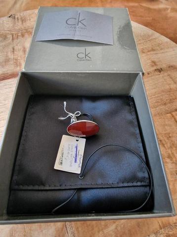 CK Ring Zilver met Rode Steen - Nieuw! beschikbaar voor biedingen