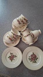 Wedgewood serviesgoed, Huis en Inrichting, Keuken | Servies, Ophalen of Verzenden, Aardewerk, Wedgwood, Kop(pen) en/of Schotel(s)