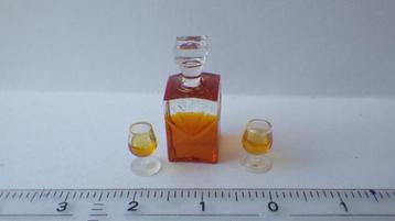 Poppenhuis: Chique Cognacfles met Glaasjes beschikbaar voor biedingen