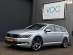 Volkswagen Passat Variant 1.8 TSI Highline | 180 PK | Automa, Stof, 4 cilinders, 1405 kg, Adaptive Cruise Control