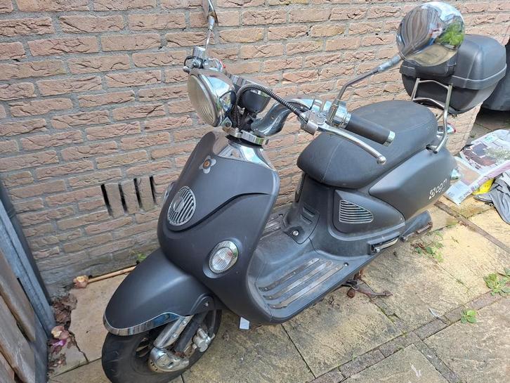 Te koop AGM joy zwart, Fietsen en Brommers, Scooters | SYM, Gebruikt, Overige modellen, Ophalen