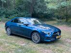 Mercedes-Benz A-Klasse A 250 e 218pk 8G-DCT 2020 Blauw PHEV, Auto's, Mercedes-Benz, 4 cilinders, Plug-in hybride, 1600 kg, Sedan