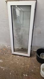 Kunststof raam met dubbelglas, Ophalen, Gevelraam of Ruit, Gebruikt, Minder dan 80 cm