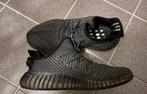 Adidas Yeezy Boost 350 V2, Verzenden, Gedragen, Zwart, Sneakers of Gympen