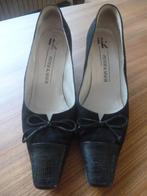 Peter Kaiser hele mooie pumps. Maat 8 (42), Kleding | Dames, Schoenen, Peter Kaiser, Pumps, Zwart, Ophalen of Verzenden