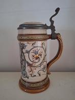 Porseleinen Bierpul met Deksel, Antiek en Kunst, Curiosa en Brocante, Ophalen of Verzenden