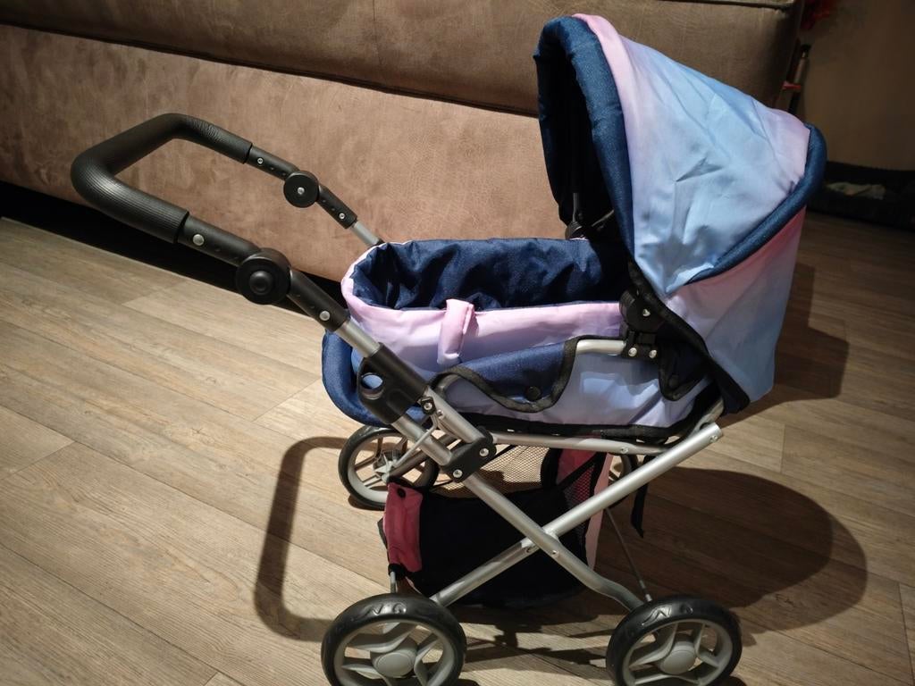 Speelgoed kinderwagen, Ophalen