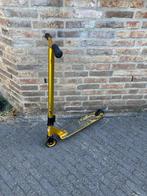 Stuntstep goud black dragon zo goed als nieuw, Ophalen, Zo goed als nieuw, Gewone step, Black Dragon