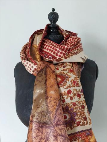 Shawl Omslagdoek Handmade Mucho Gusto style 100 % zijde beschikbaar voor biedingen