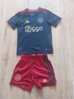 Voetbal tenue Ajax maat 128, Sport en Fitness, Voetbal, Maat XS of kleiner, Ophalen of Verzenden, Gebruikt, Set
