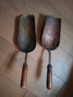 tk: 2 grote, zware, nostalgische, originele KOLENSCHEPPEN, Ophalen of Verzenden
