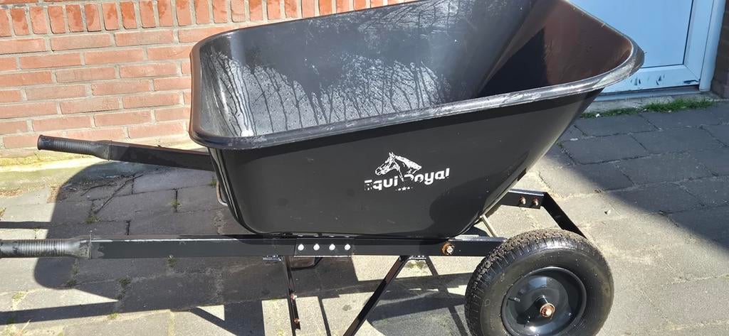 Kruiwagen 220 Liter extra stevig met kiepfunctie, Ophalen, Handmatig, EquiRoyal, Gebruikt