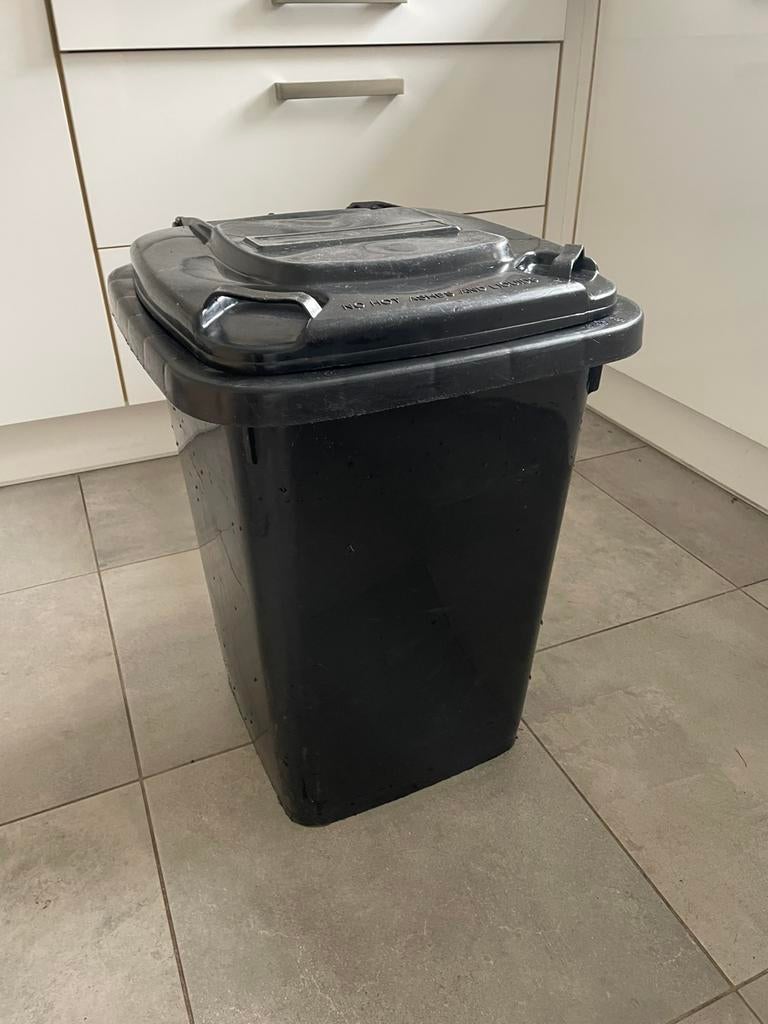 Voerton container prullenbak zwart 60 L, Ophalen, Kunststof, Gebruikt, 50 tot 75 cm