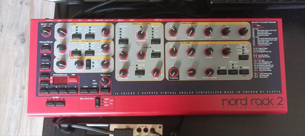 Clavia Nord Rack 2 virtuele analoge synthesizer, Ophalen of Verzenden, Zo goed als nieuw, Overige aantallen, Overige merken