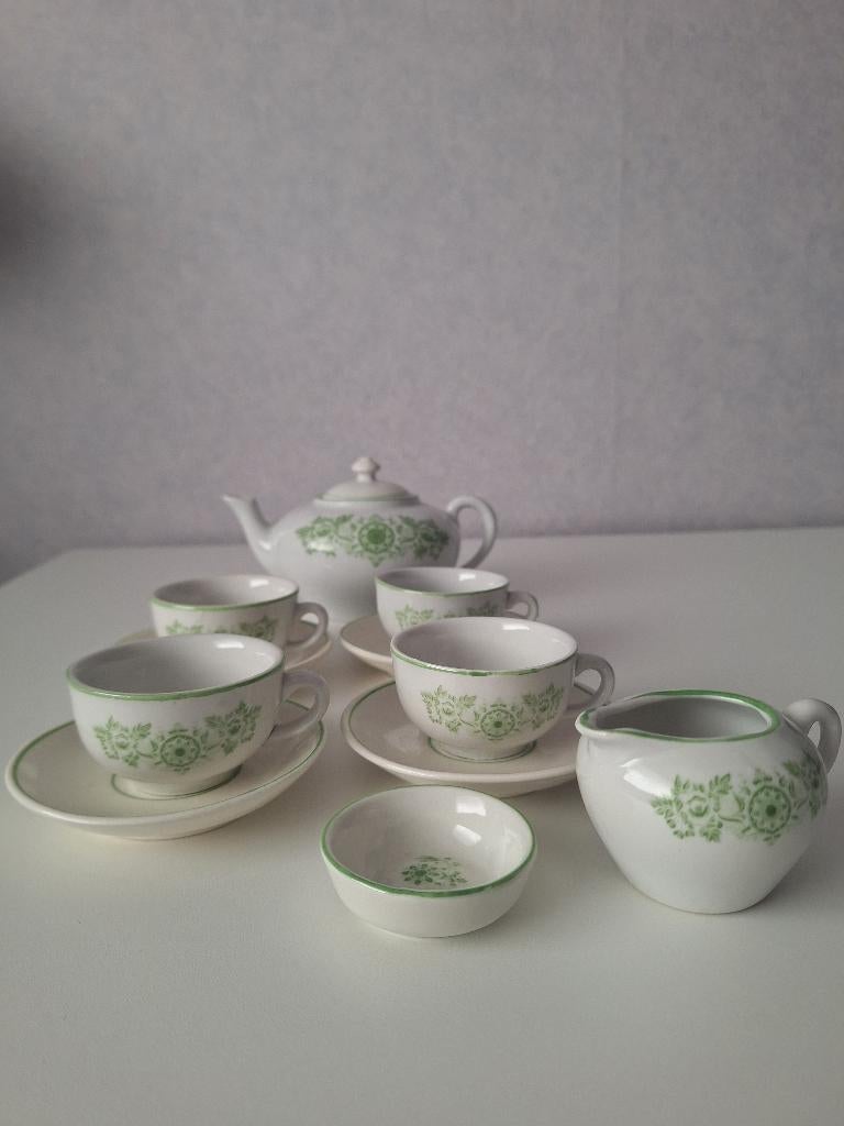 Douwe Egberts antiek kinderserviesje (compleet) Kahla, Ophalen of Verzenden