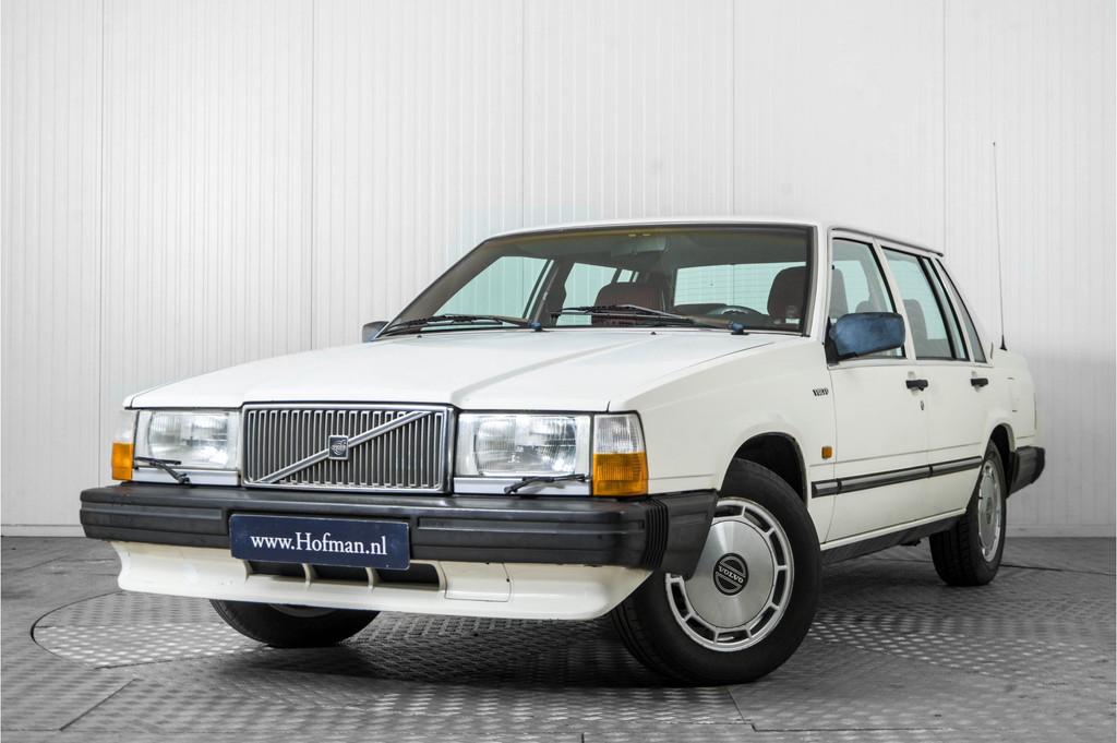 Volvo 740 2.3 GLE (bj 1984, automaat), Auto's, Volvo, Gebruikt, 4 cilinders, Wit, Bedrijf