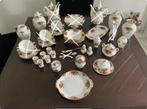 Royal Albert Old Country Rose servies  (zie omschrijving), Antiek en Kunst, Ophalen of Verzenden