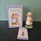 Sarah kay beeldje,  het meisje met de appel, Ophalen of Verzenden, Zo goed als nieuw, Mens