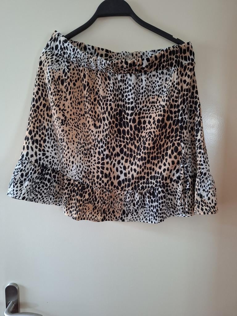 Dames rokje CL Essentials maat m, Kleding | Dames, Ophalen of Verzenden, Zo goed als nieuw, Maat 38/40 (M), Boven de knie