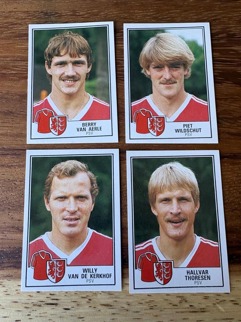 Panini Voetbal 85 PSV Spelerskaarten - Set van 4, Ophalen of Verzenden, Nieuw, Sport