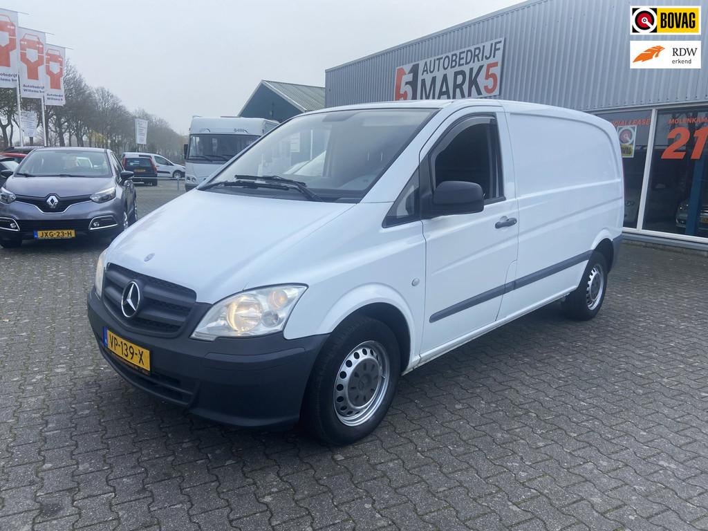 Mercedes-Benz Vito 116 CDI 320 Automaat Airco Trekhaak, Auto's, Automaat, Euro 5, Gebruikt, Zwart