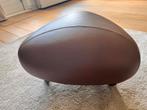 LEOLUX poef/ hocker, Ophalen, 50 tot 75 cm, Leer, Zo goed als nieuw