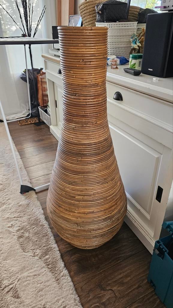 Mooi rieten huiskamer vaas voor planten, Huis en Inrichting, Woonaccessoires | Vazen, Ophalen, Overige kleuren, Minder dan 50 cm