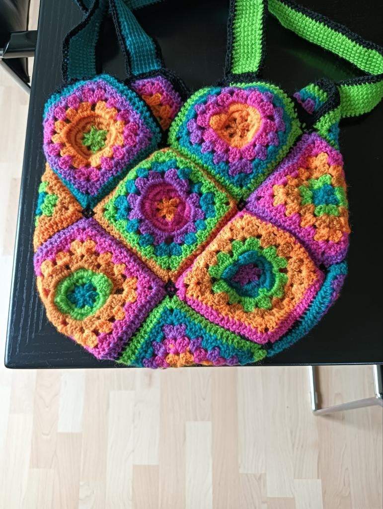 Kleurrijke Gehaakte Schoudertas - Uniek Design, Ophalen of Verzenden, Nieuw, Overige typen