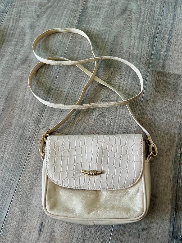 Vintage leren beige crossbodytas tasje schoudertas damestas, Sieraden, Tassen en Uiterlijk, Tassen | Damestassen, Ophalen of Verzenden