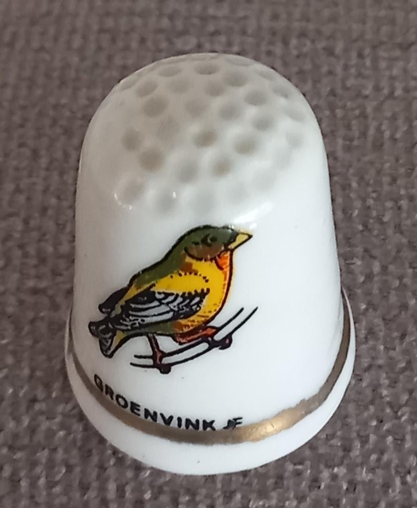 Vingerhoedje Groenvinkje, Ophalen of Verzenden, Zo goed als nieuw, Porselein, Nederland