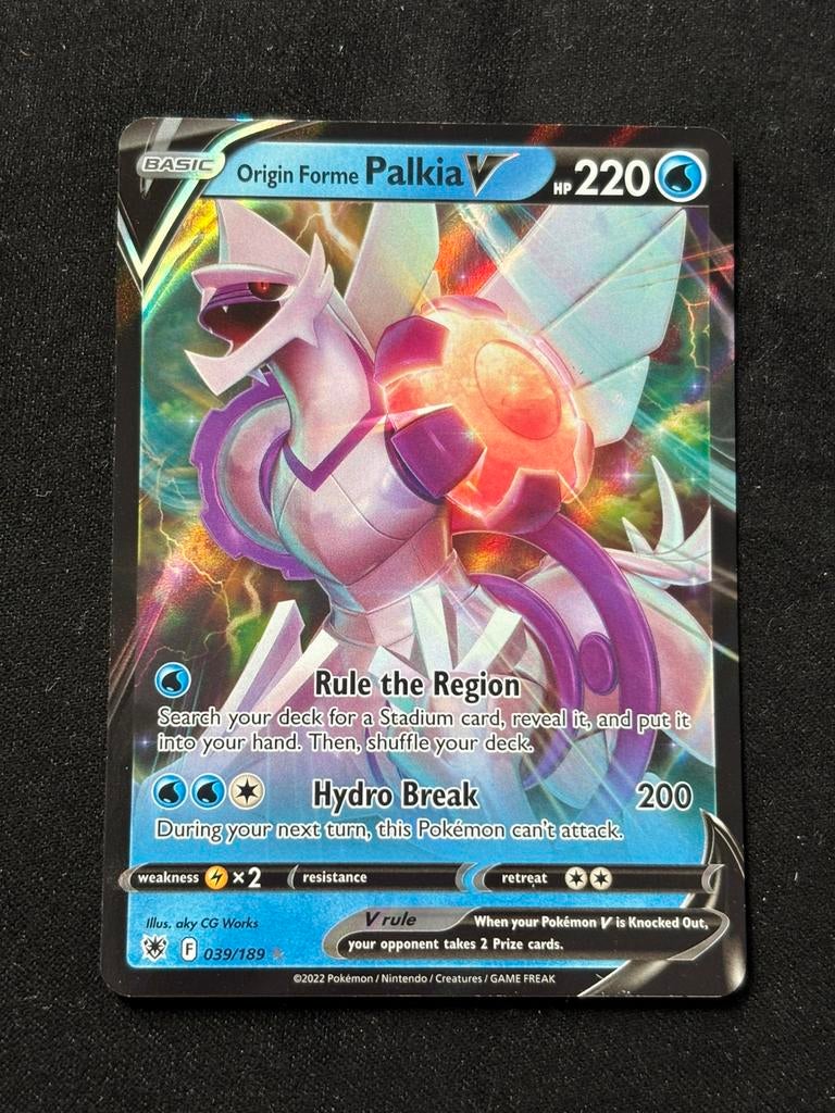 Origin Forme Palkia V - Astral Radience 039/189, Ophalen of Verzenden, Zo goed als nieuw