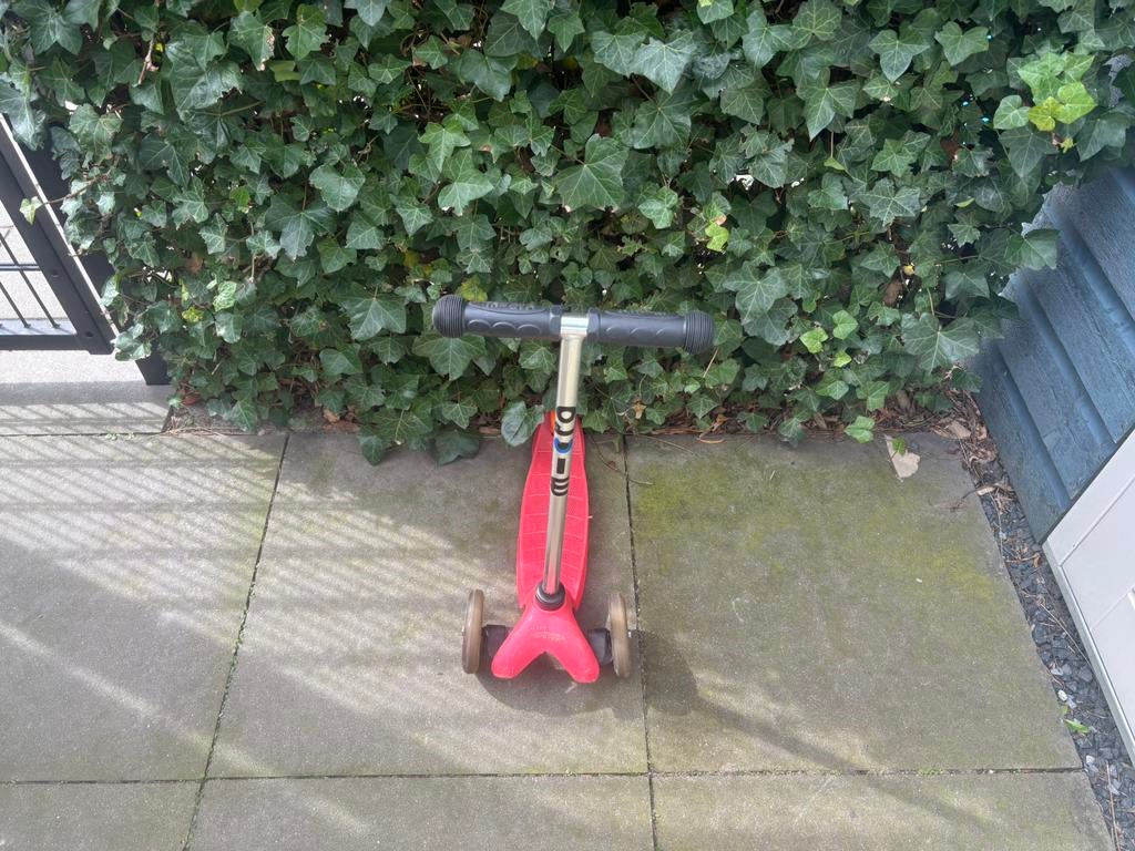 Micro step, Fietsen en Brommers, Steps, Ophalen, Zo goed als nieuw, Gewone step