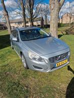 Volvo V60 D3  163pk 2010 Grijs, Auto's, Volvo, Voorwielaandrijving, 1514 kg, 1984 cc, 163 pk
