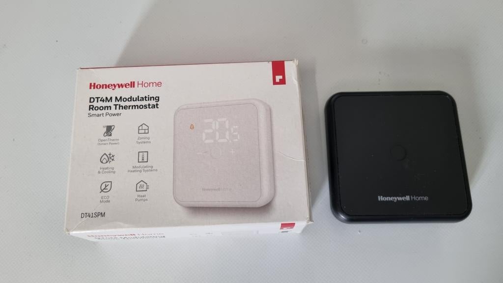 Honeywell Home DT4M Modulerende Kamerthermostaat, Doe-het-zelf en Verbouw, Thermostaten, Ophalen of Verzenden, Slimme thermostaat